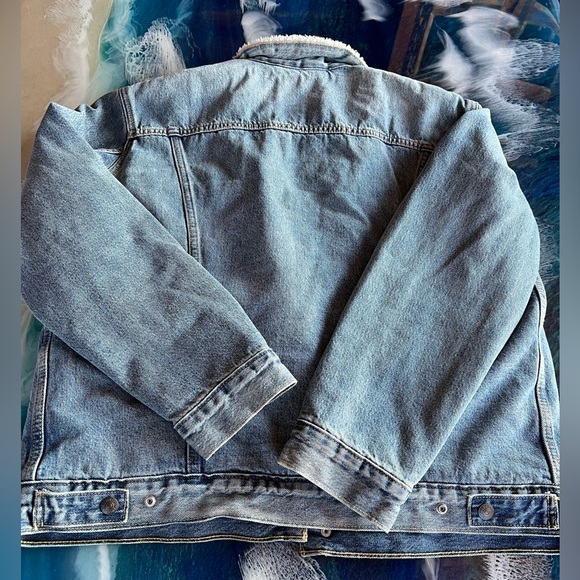SALE! BUY or BUNDLE! NWOT Men’s Standard Denim Levi jacket, fleece lined. Sz L - Picture 3 of 12